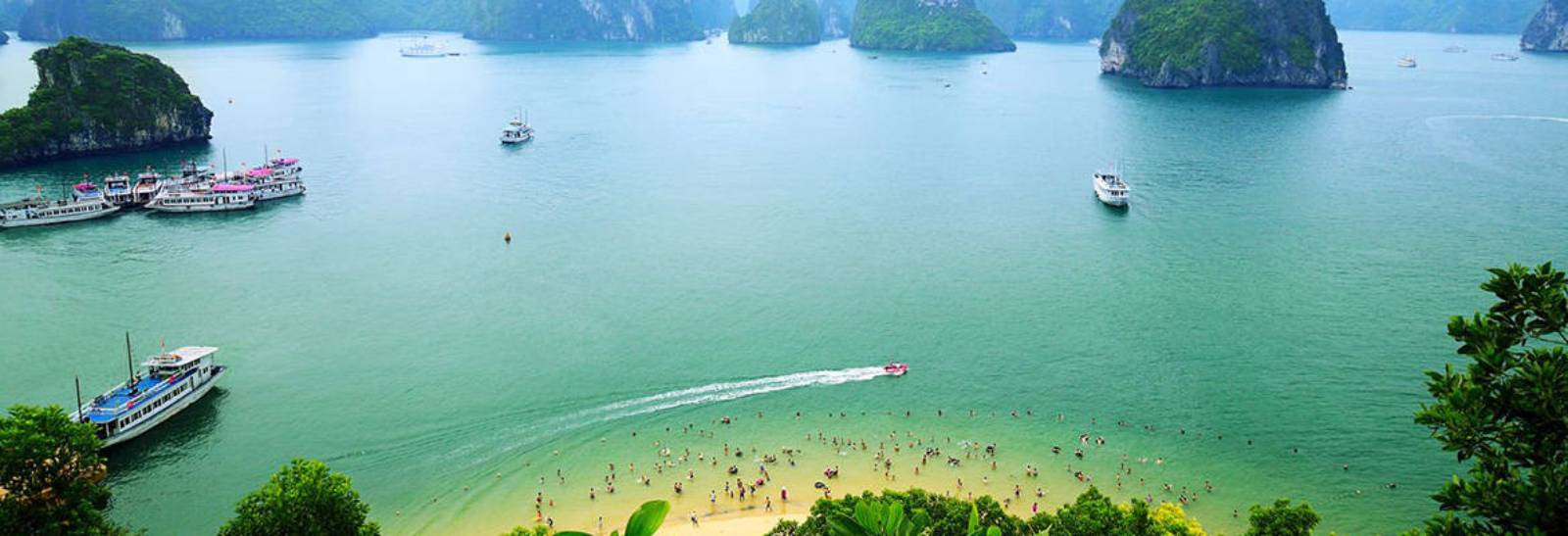 Bai Tu Long National Park in Ha Long Bay