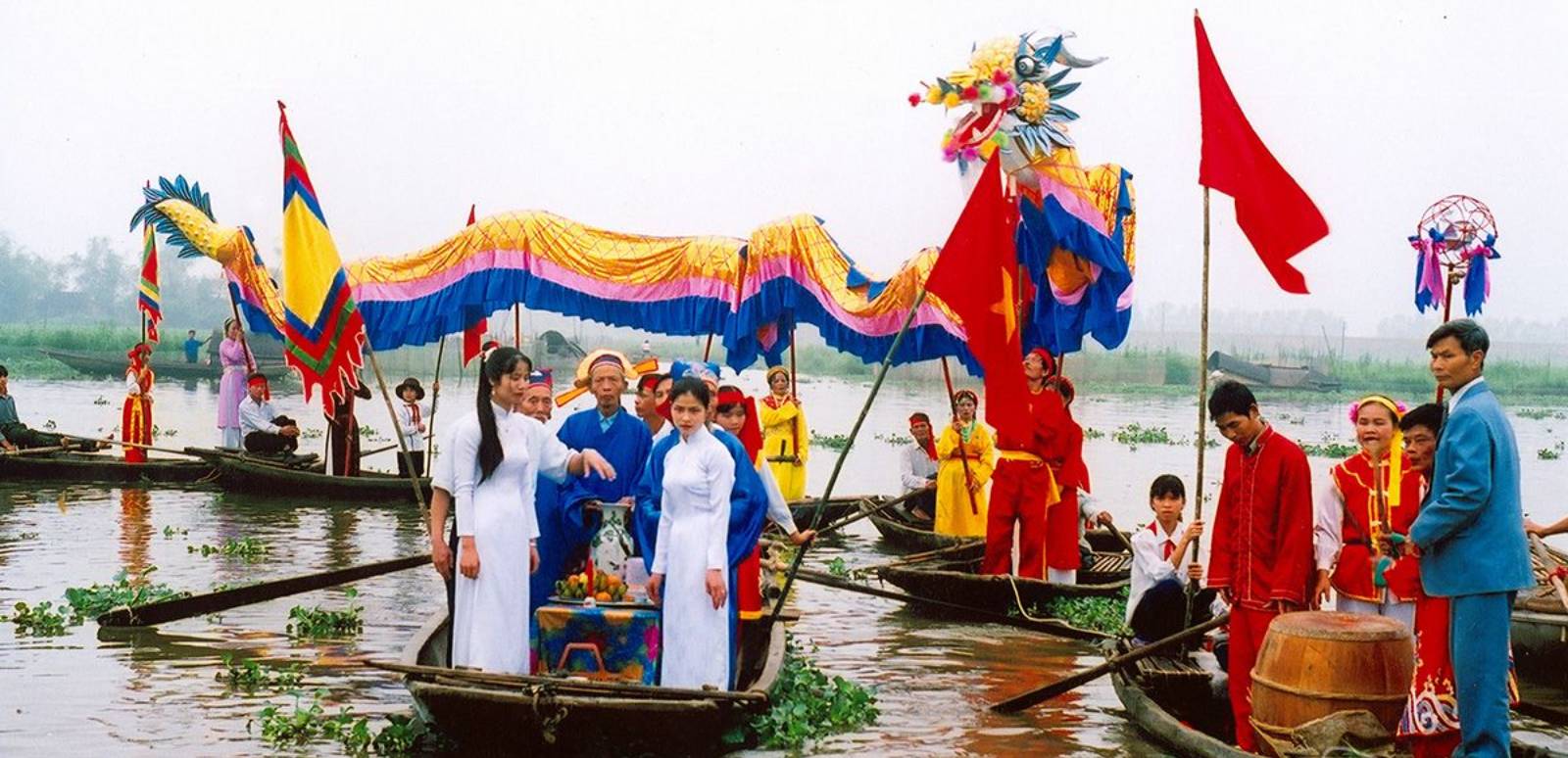 Truong Yen Festival