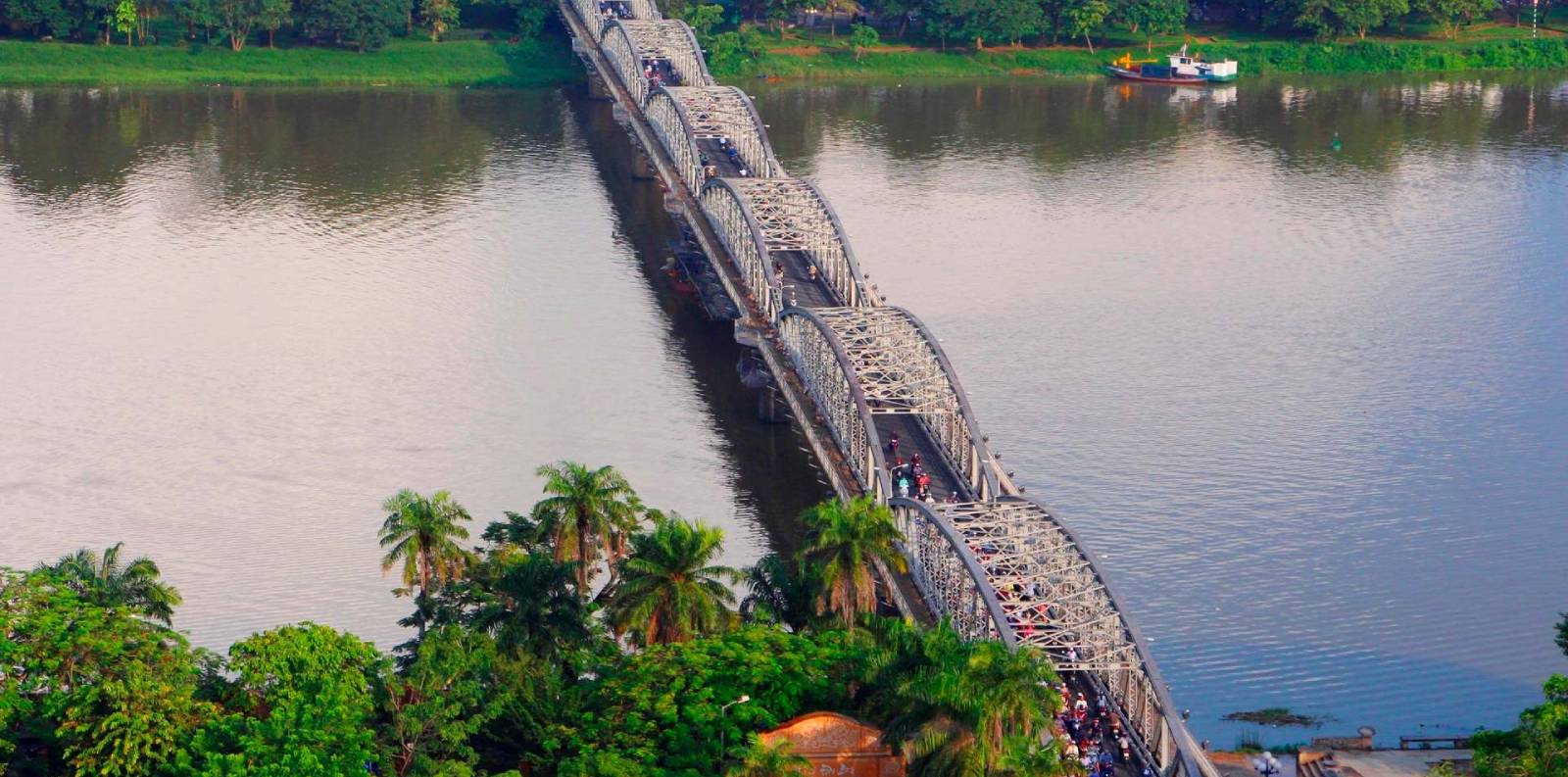 Trang Tien Bridge Hue