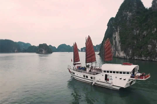 vietnam cruise royal caribbean;vietnam cruise halong bay;vietnam cruise 2023;vietnam cruise 2024;vietnam cruise 2025;7 day vietnam cruise;vietnam cruise from singapore;vietnam cruise and stay