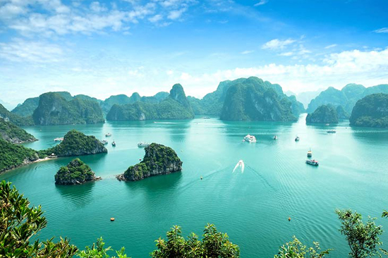 Ha Long Bay Discovery by La Fairy Junk (2 days)